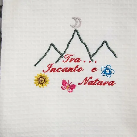 Holiday home Tra... Incanto E Natura *